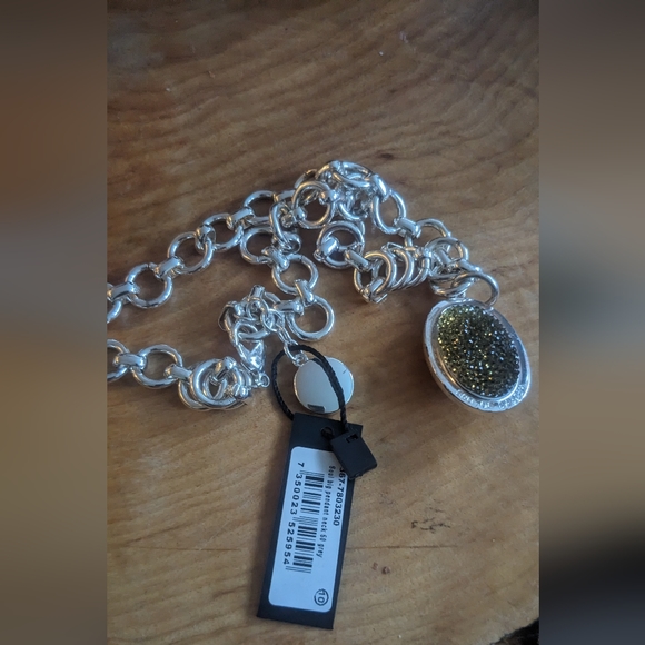 Snö of Sweden crystal necklace - Picture 1 of 3